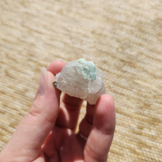 Aquamarine on Matrix Rough 23g