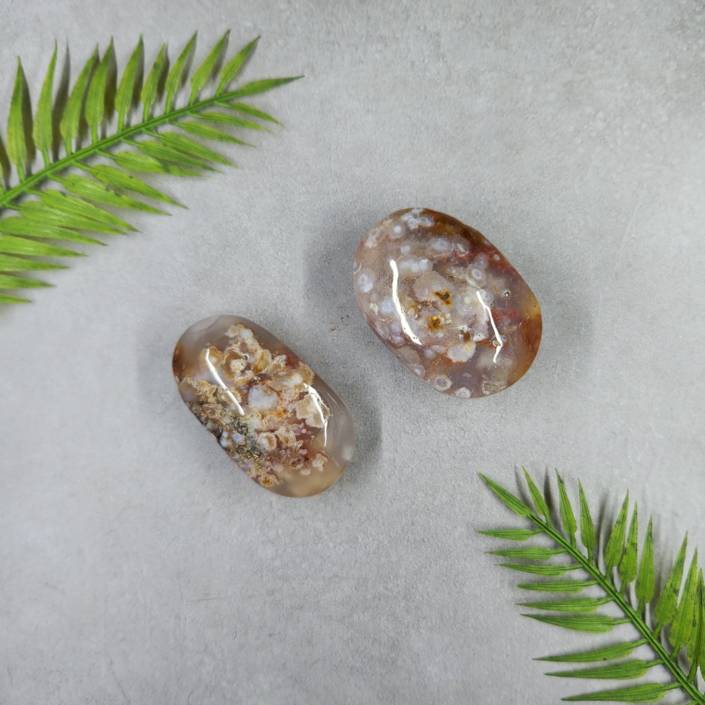Flower Agate Palm Stone