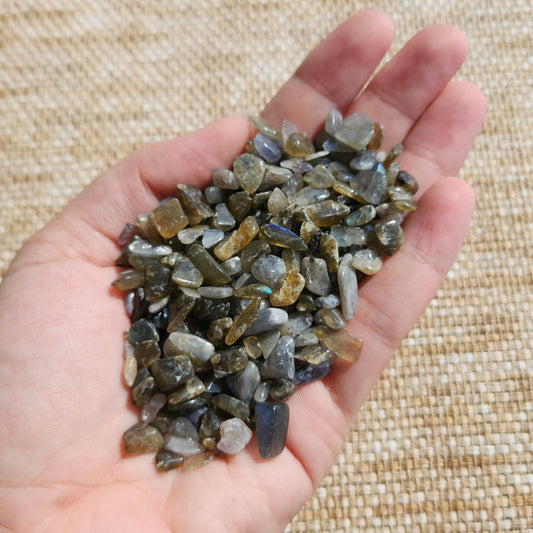 Labradorite Chips 100g