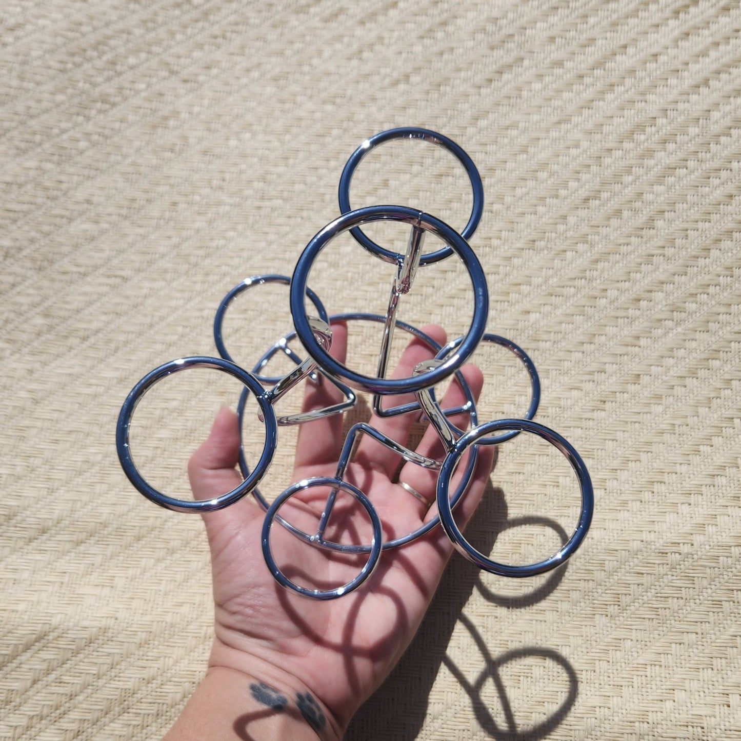 Metal 7 Sphere Stand
