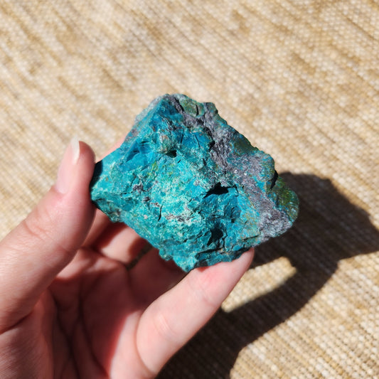 Chrysocolla Rough 88g