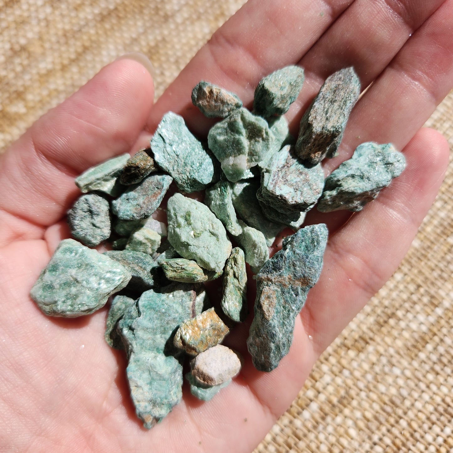 Fuchsite Chips 50g