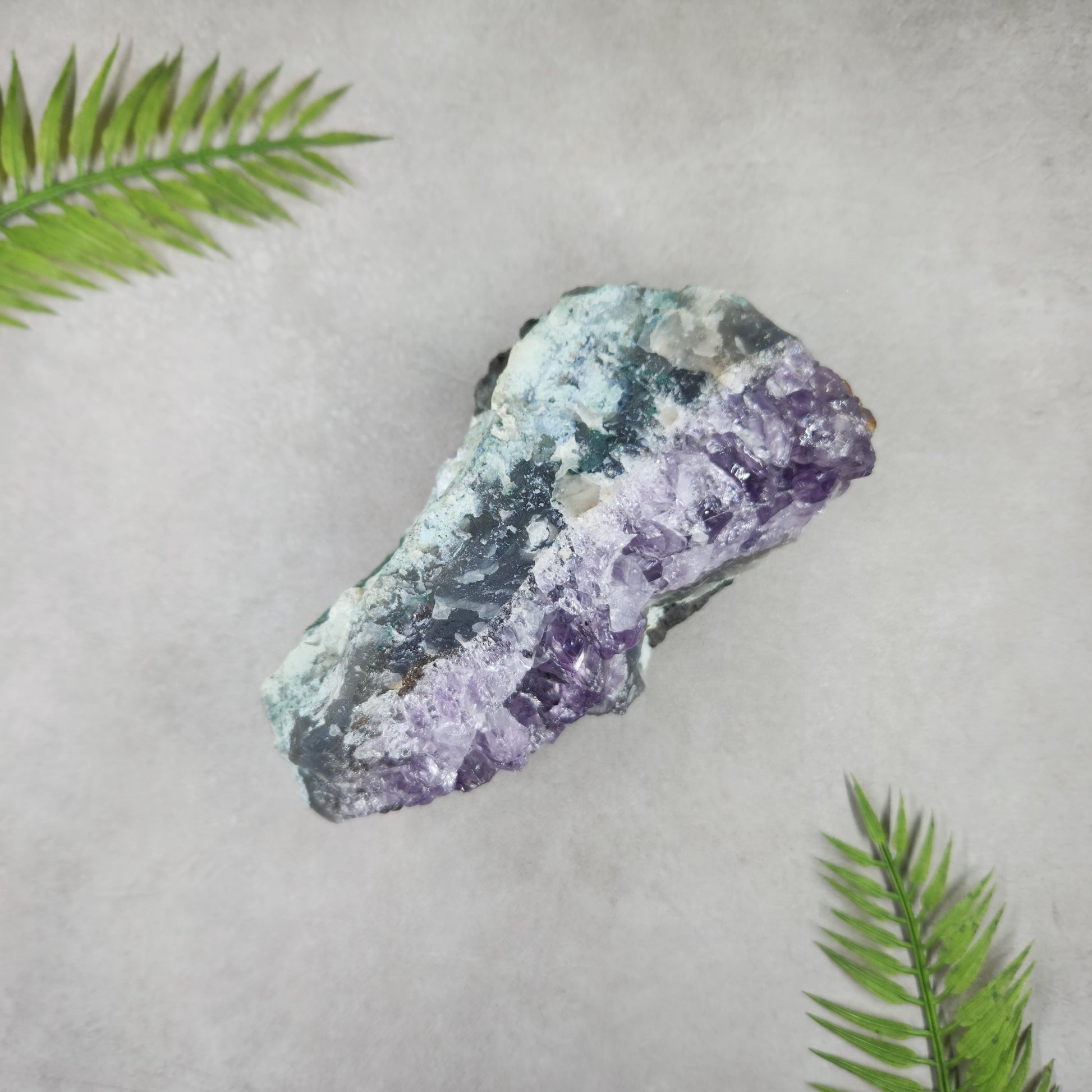 Amethyst Cluster 700g - Low Grade