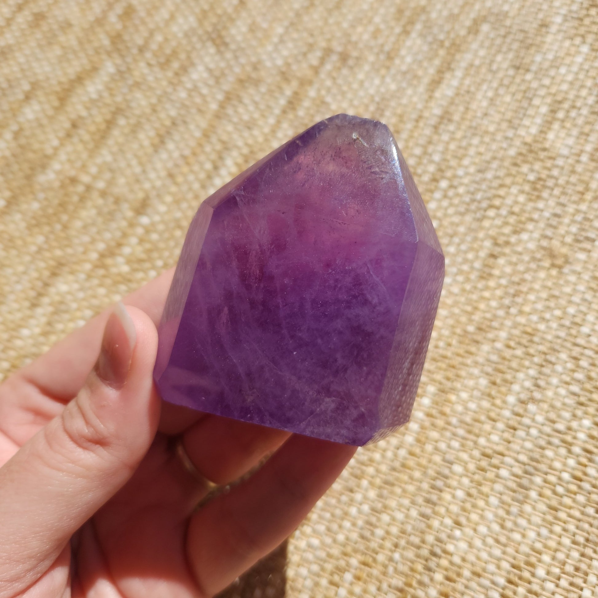 Amethyst Generator 155g
