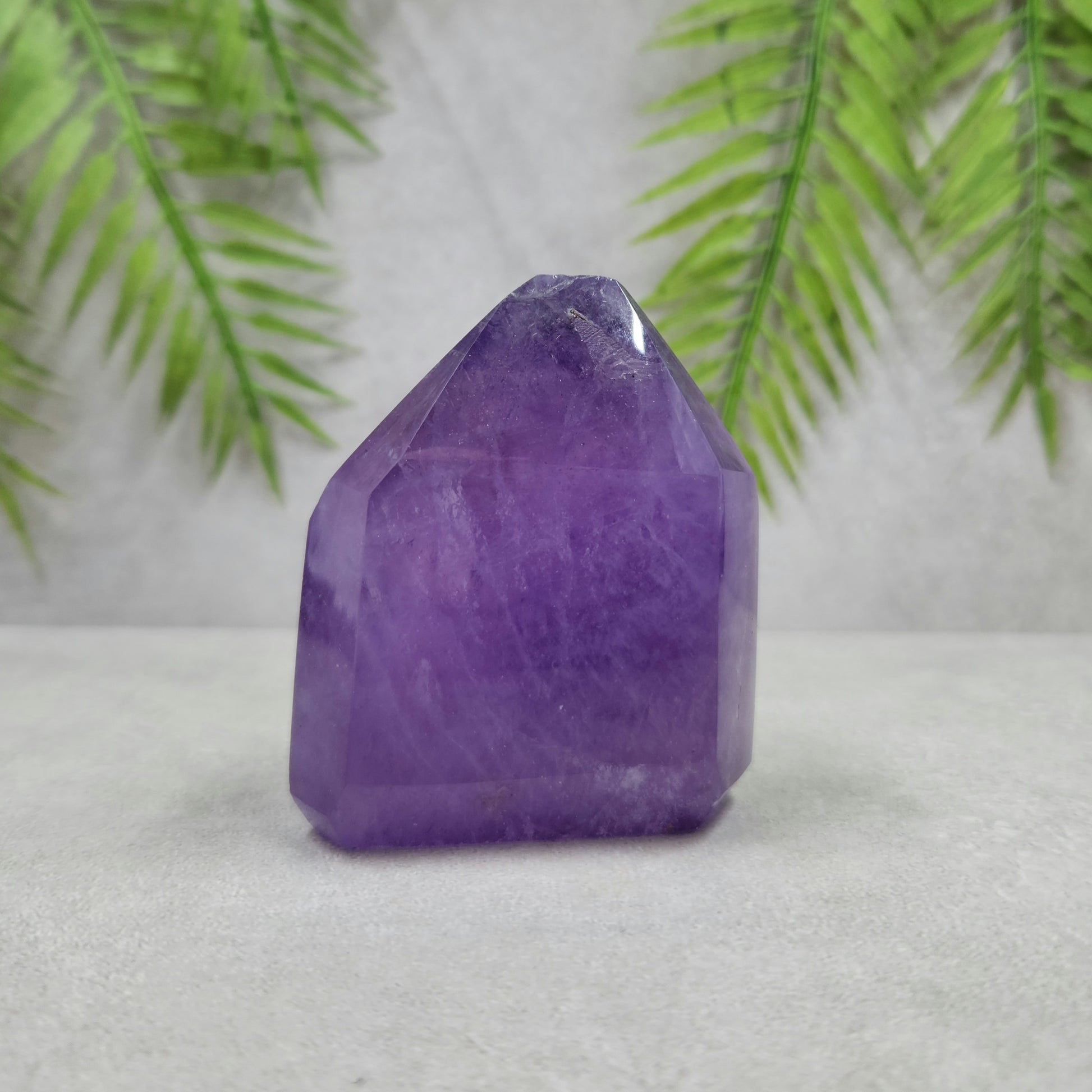Amethyst Generator 155g