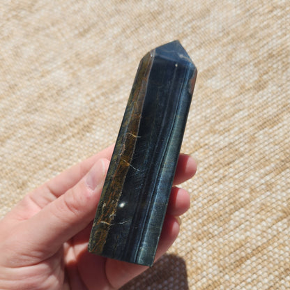 Blue Tigers Eye Generator 154g