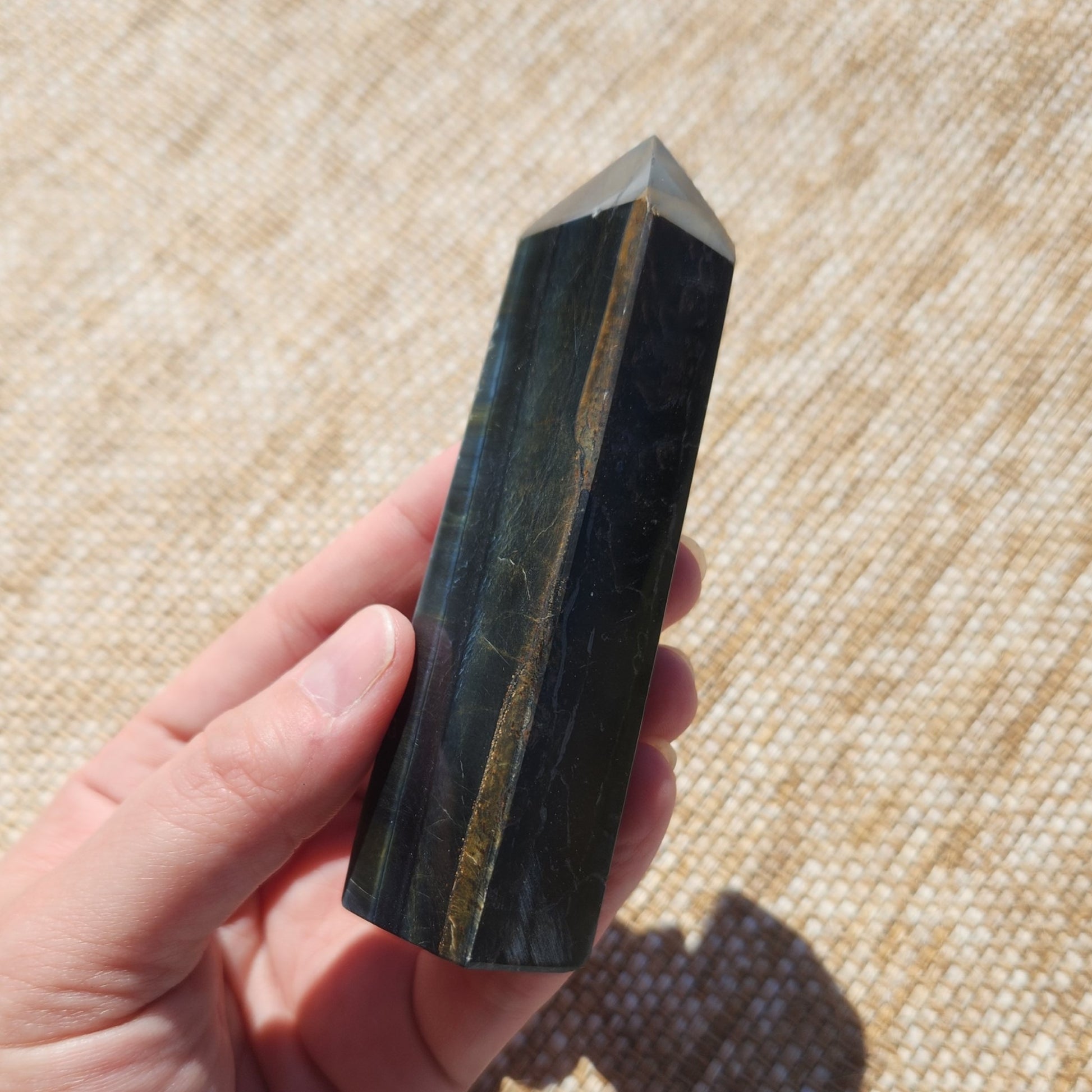 Blue Tigers Eye Generator 154g