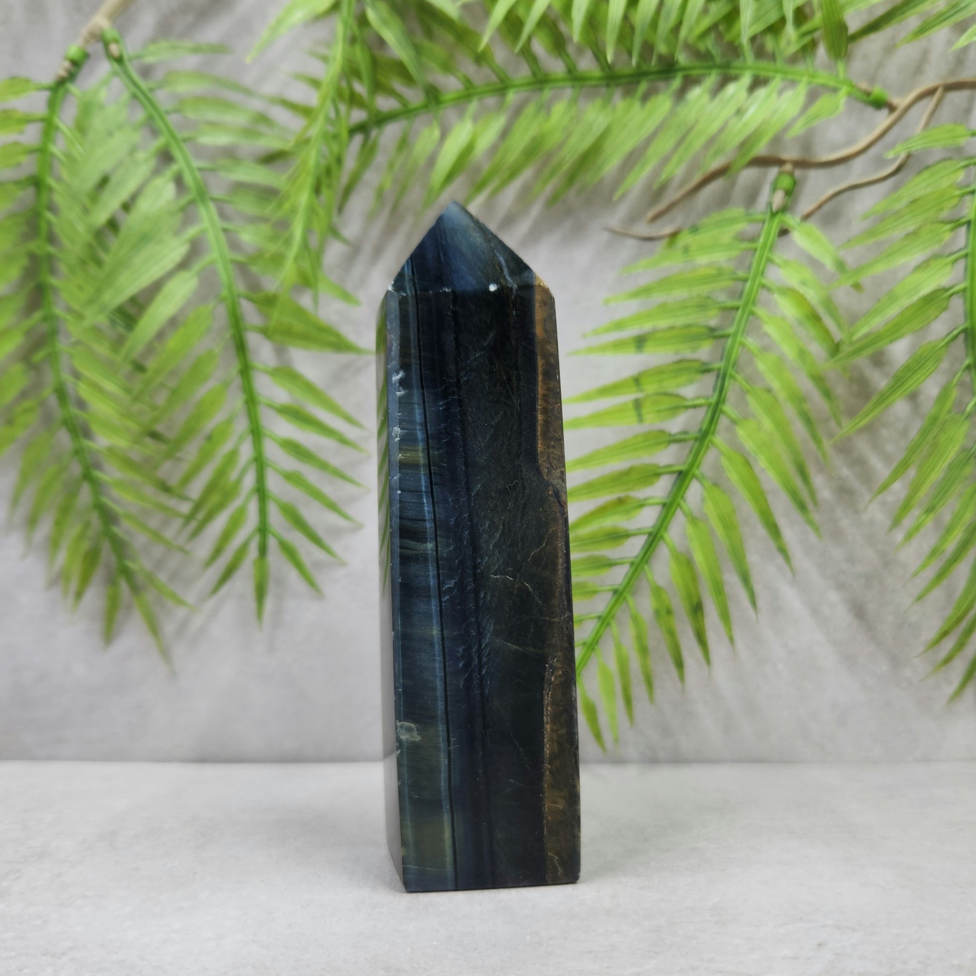 Blue Tigers Eye Generator 154g
