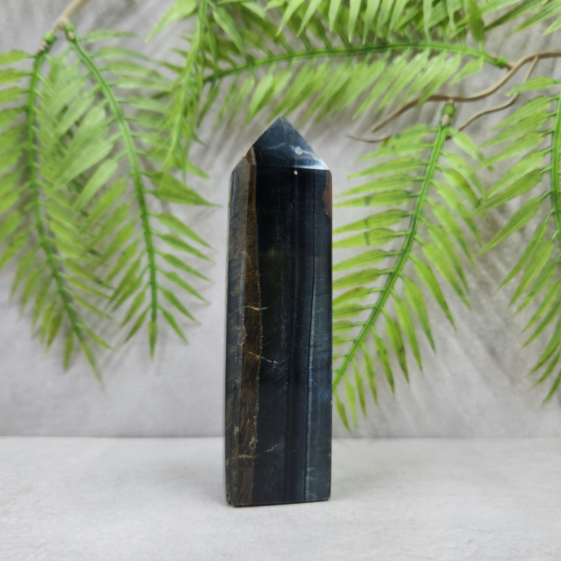 Blue Tigers Eye Generator 154g