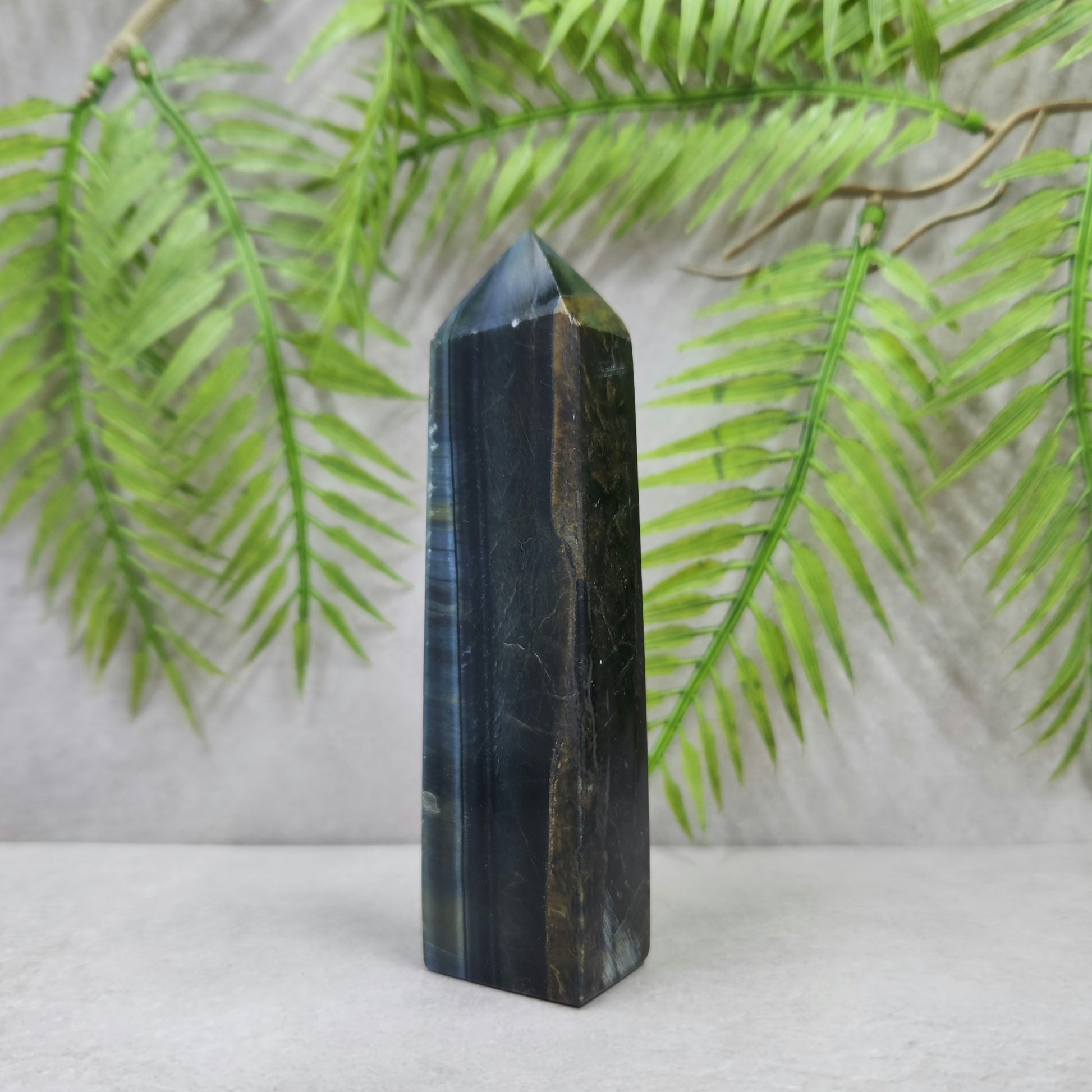 Blue Tigers Eye Generator 154g