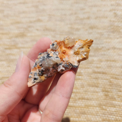 Cerussite on Barite 31g
