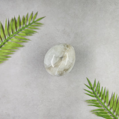 Chalcedony Egg 161g