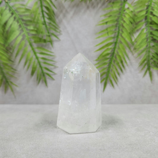 Clear Quartz Generator 131g