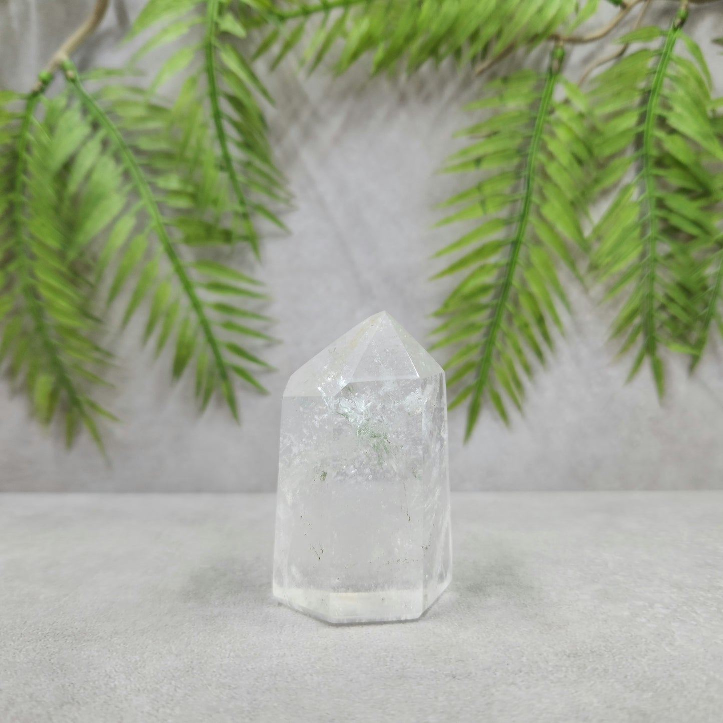 Clear Quartz Generator 99g