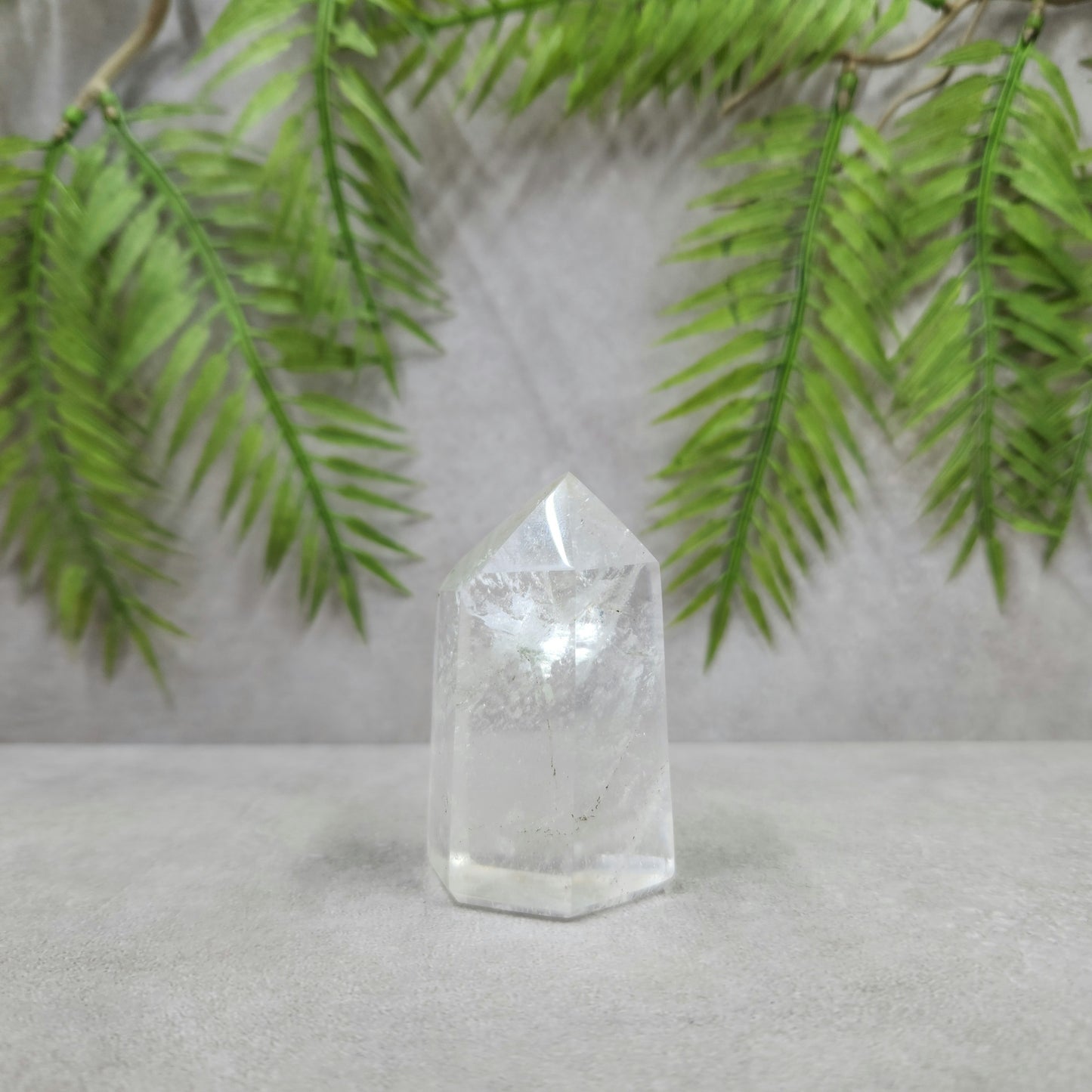 Clear Quartz Generator 99g