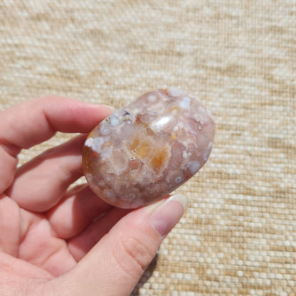 Flower Agate Palm Stone