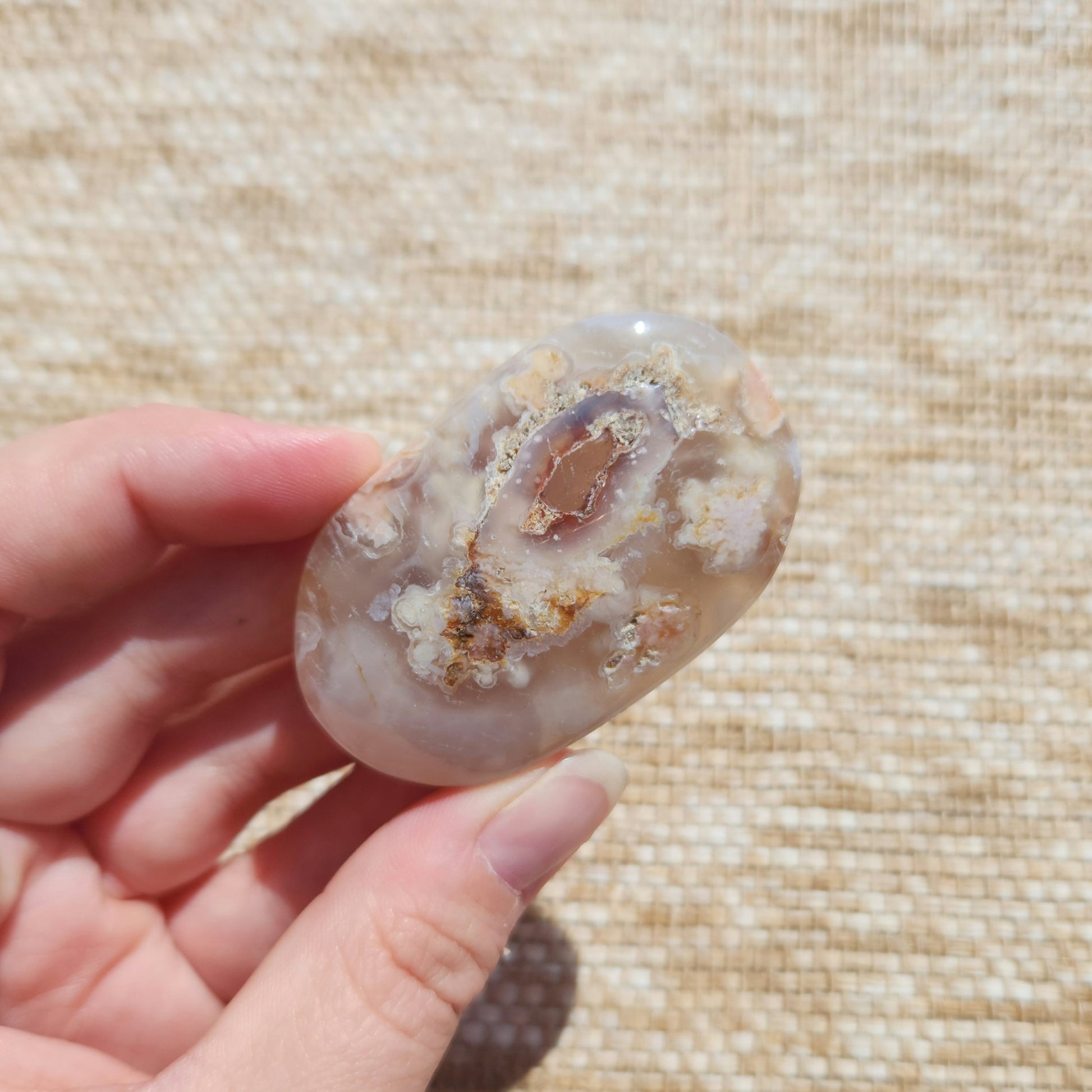 Flower Agate Palm Stone