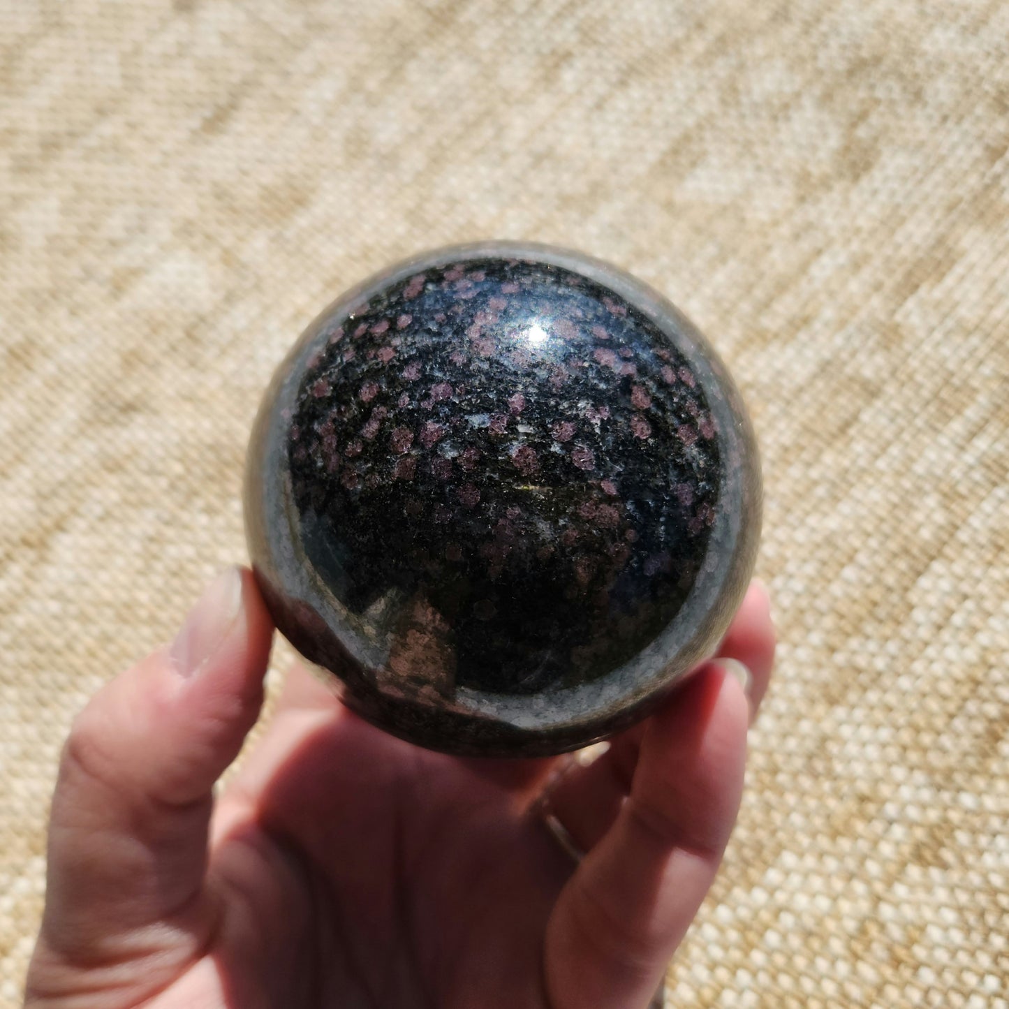 Garnet in Matrix Sphere 466g