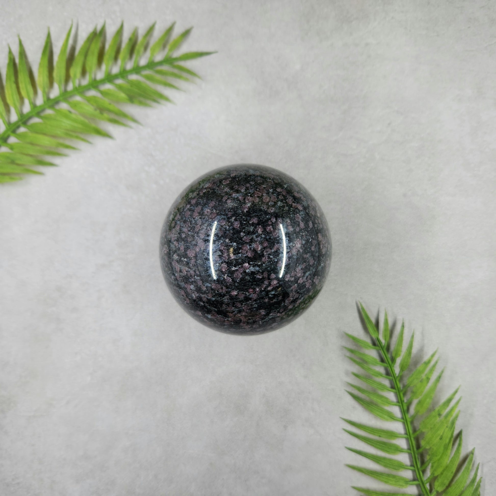 Garnet in Matrix Sphere 466g