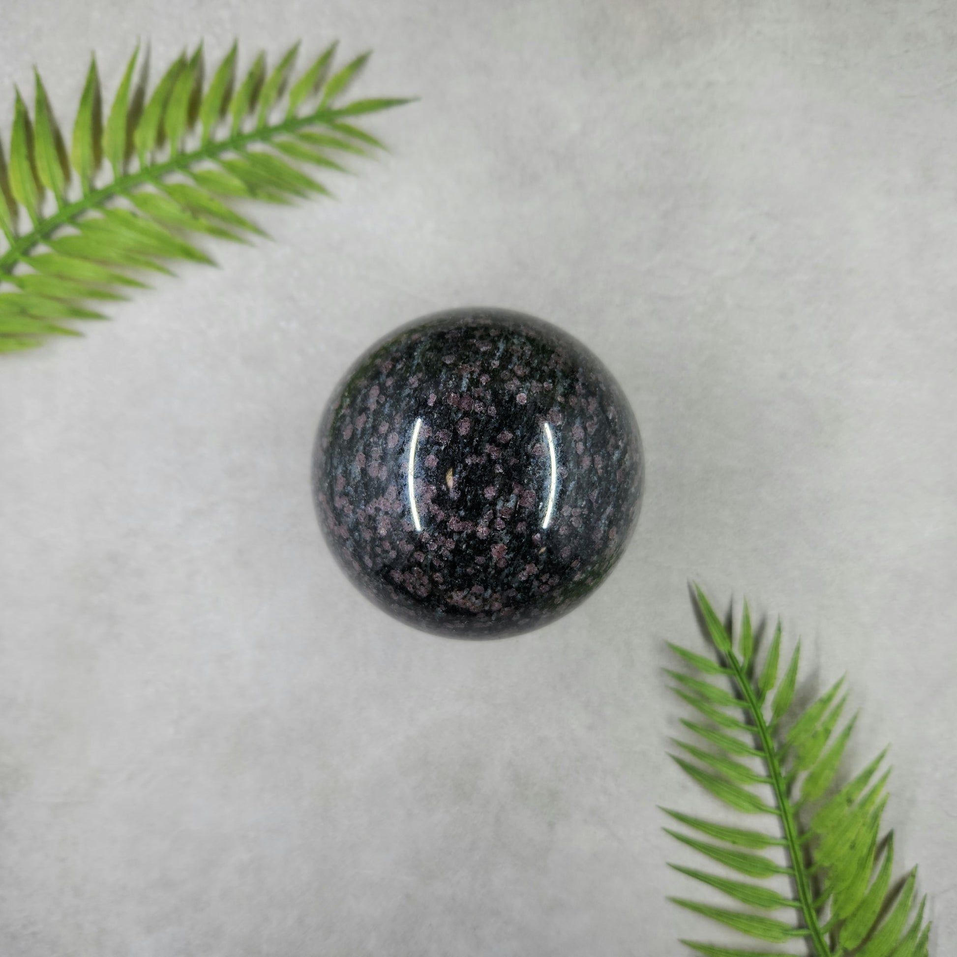 Garnet in Matrix Sphere 466g