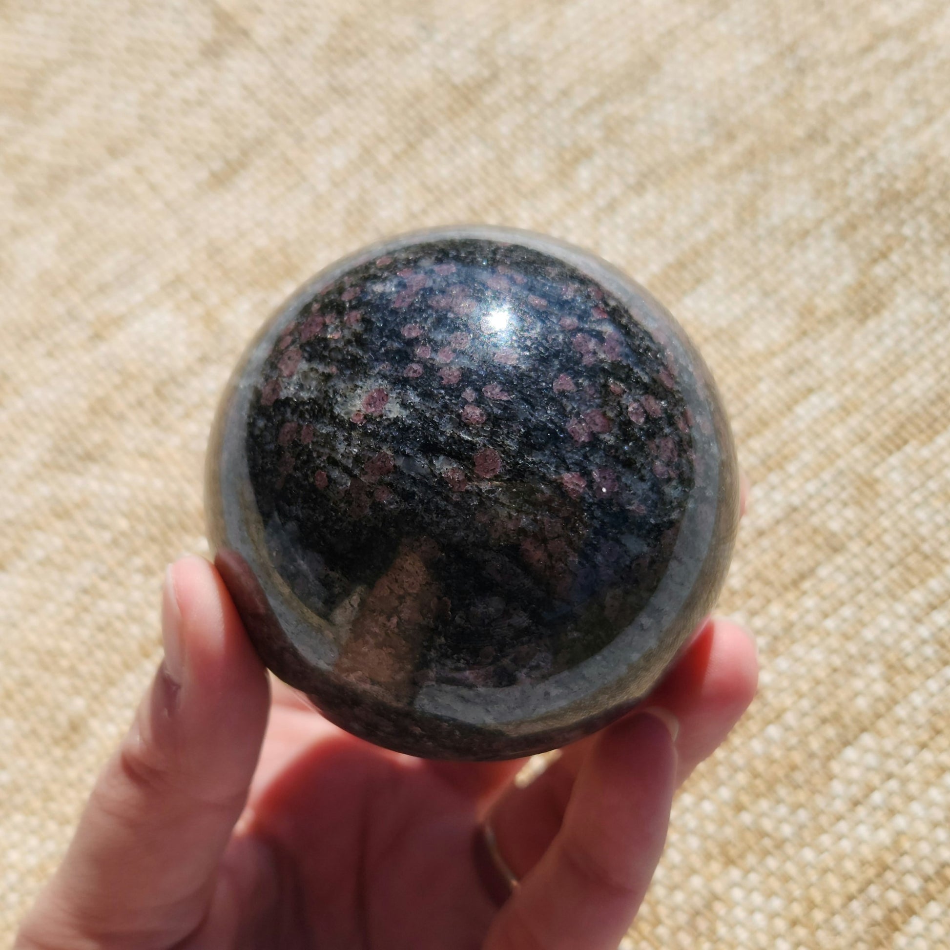 Garnet in Matrix Sphere 552g