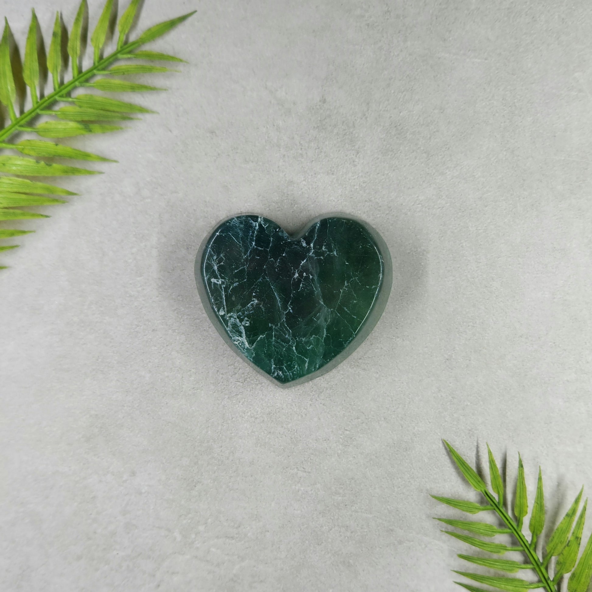 Green Fluorite Bowl Heart 75g