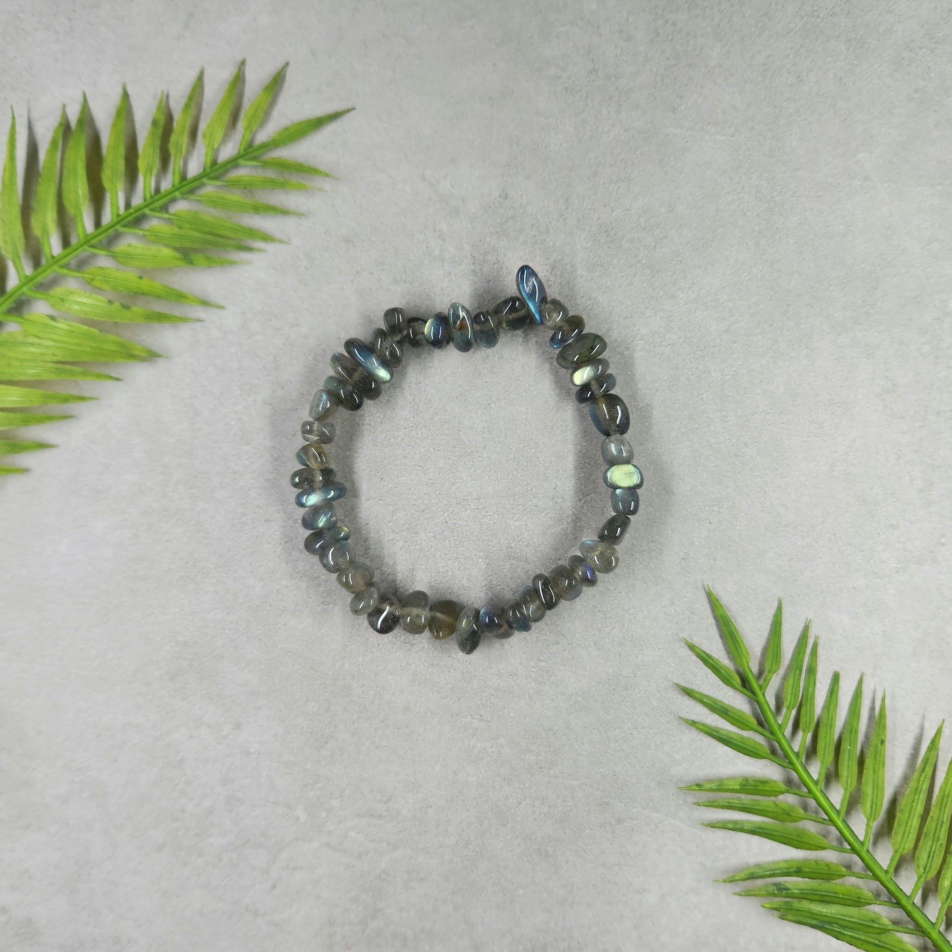 Labradorite Chip Bracelet 8mm