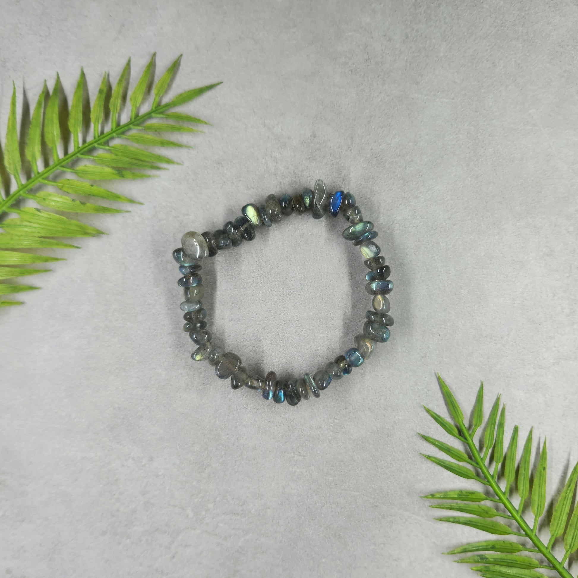Labradorite Chip Bracelet 8mm