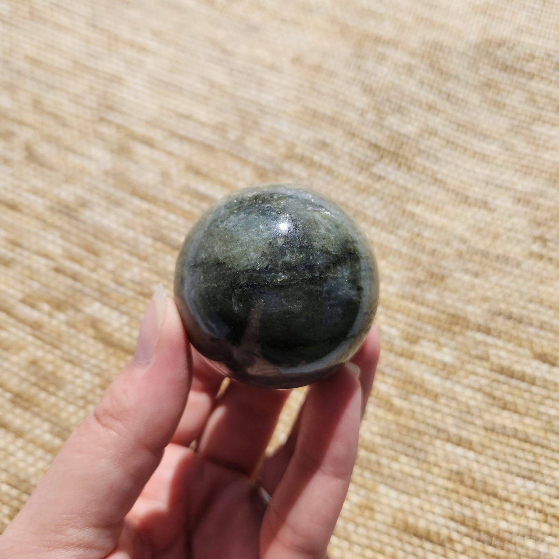 Labradorite Sphere 148g