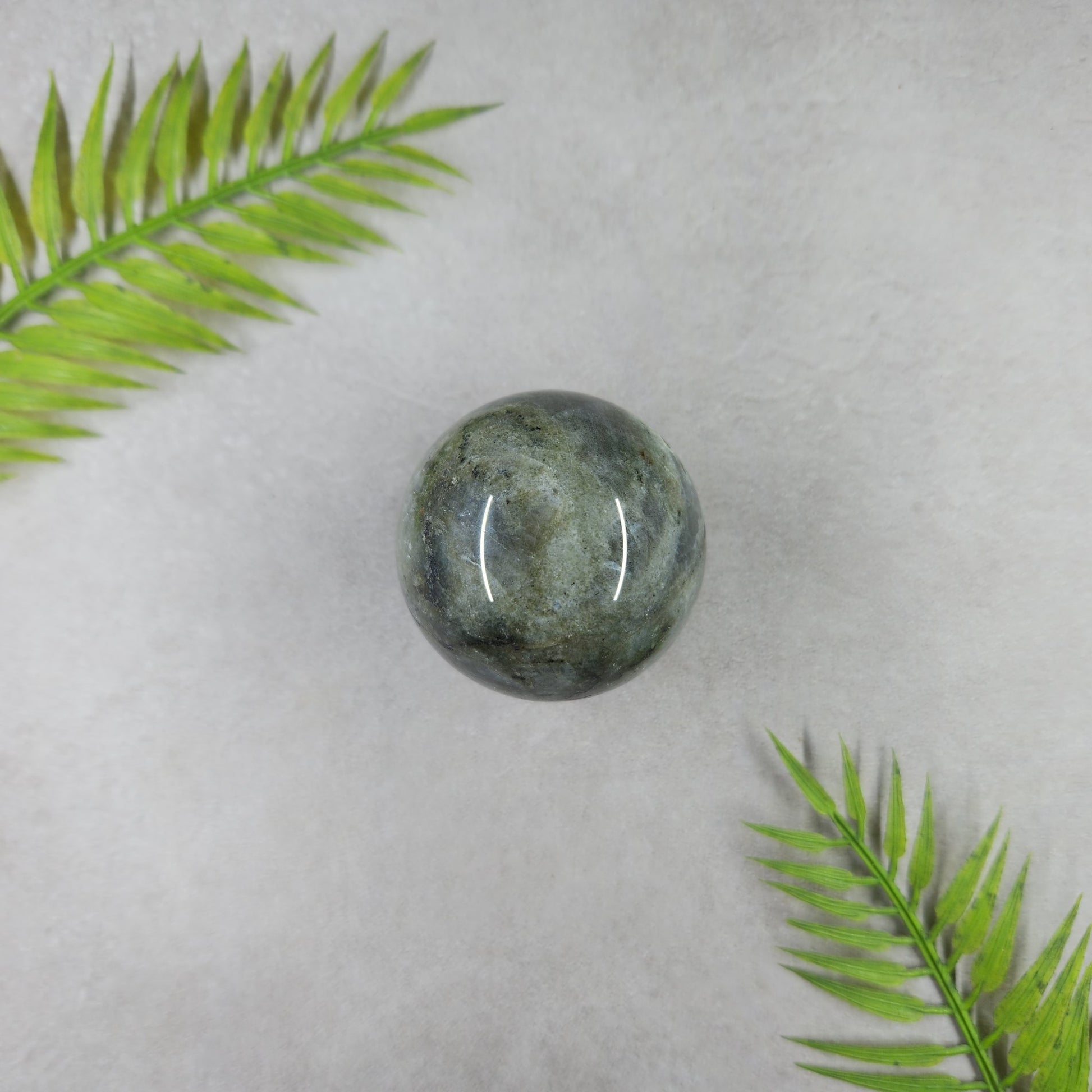 Labradorite Sphere 148g