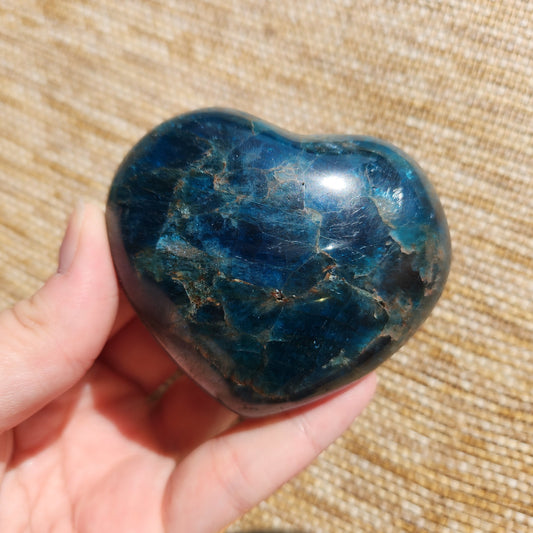 Apatite Heart 289g