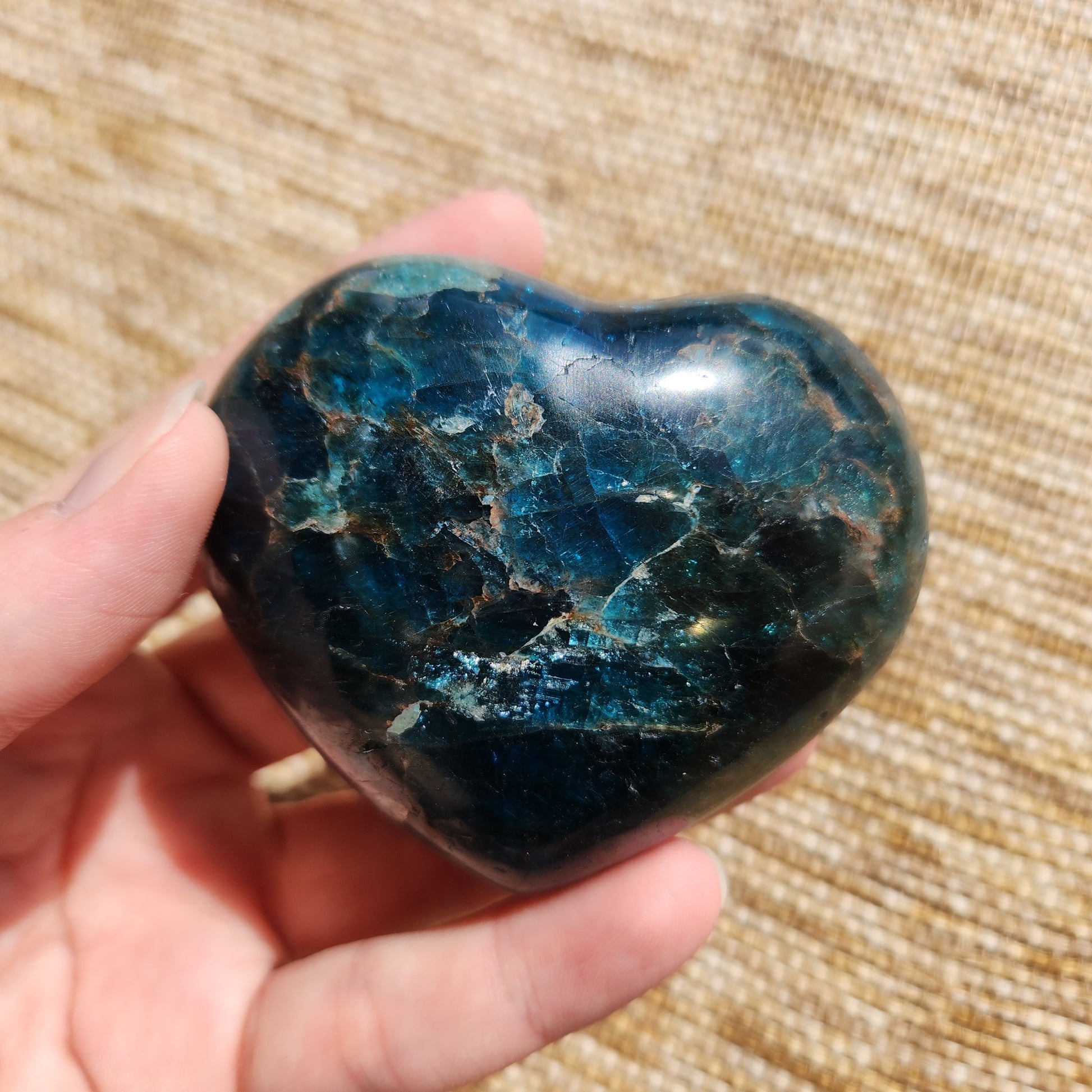Apatite Heart 289g