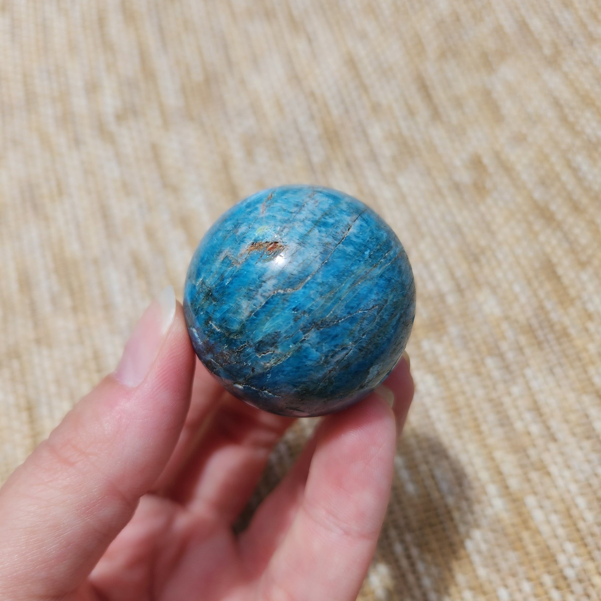 Apatite Sphere 3.5cm