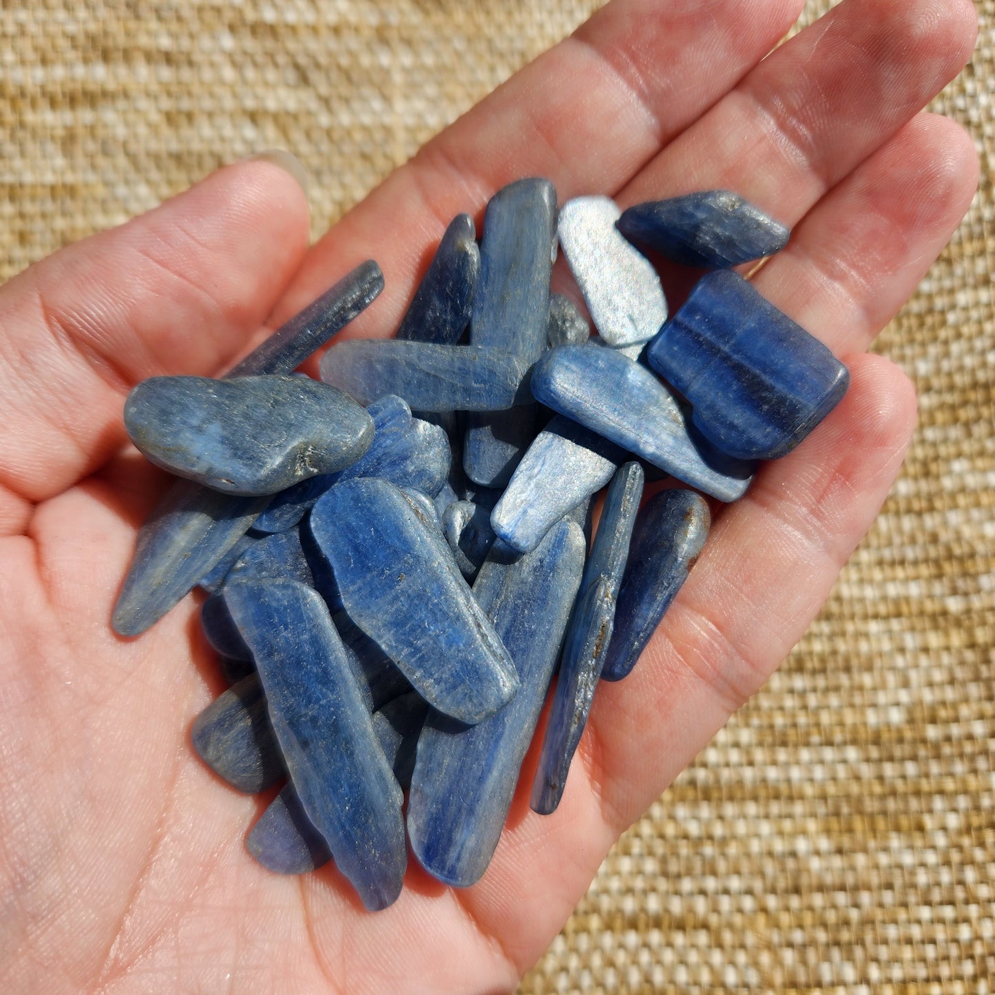 Blue Kyanite Chips 50g