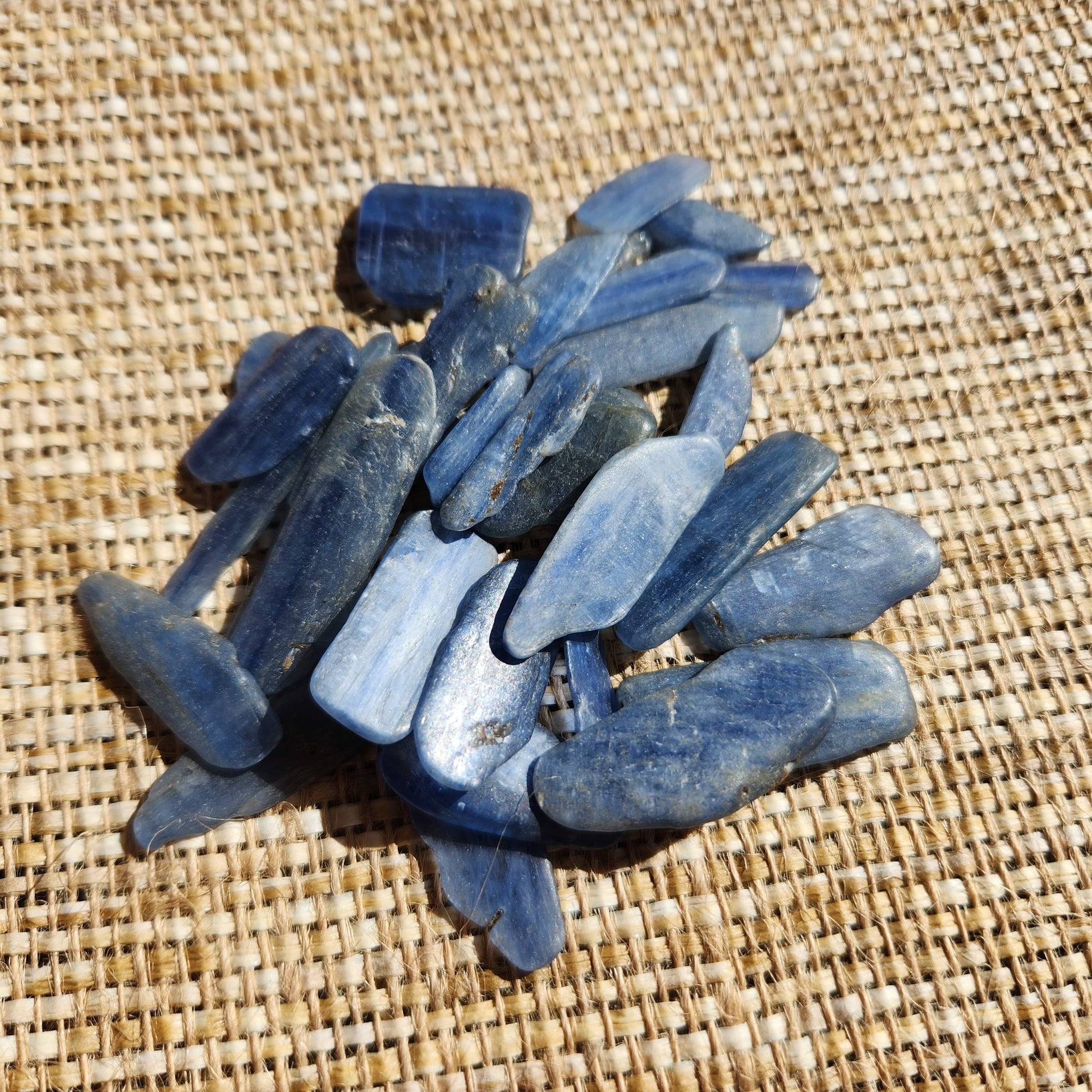 Blue Kyanite Chips 50g