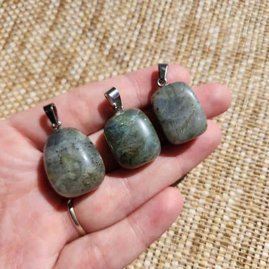 Labradorite Tumble Pendant