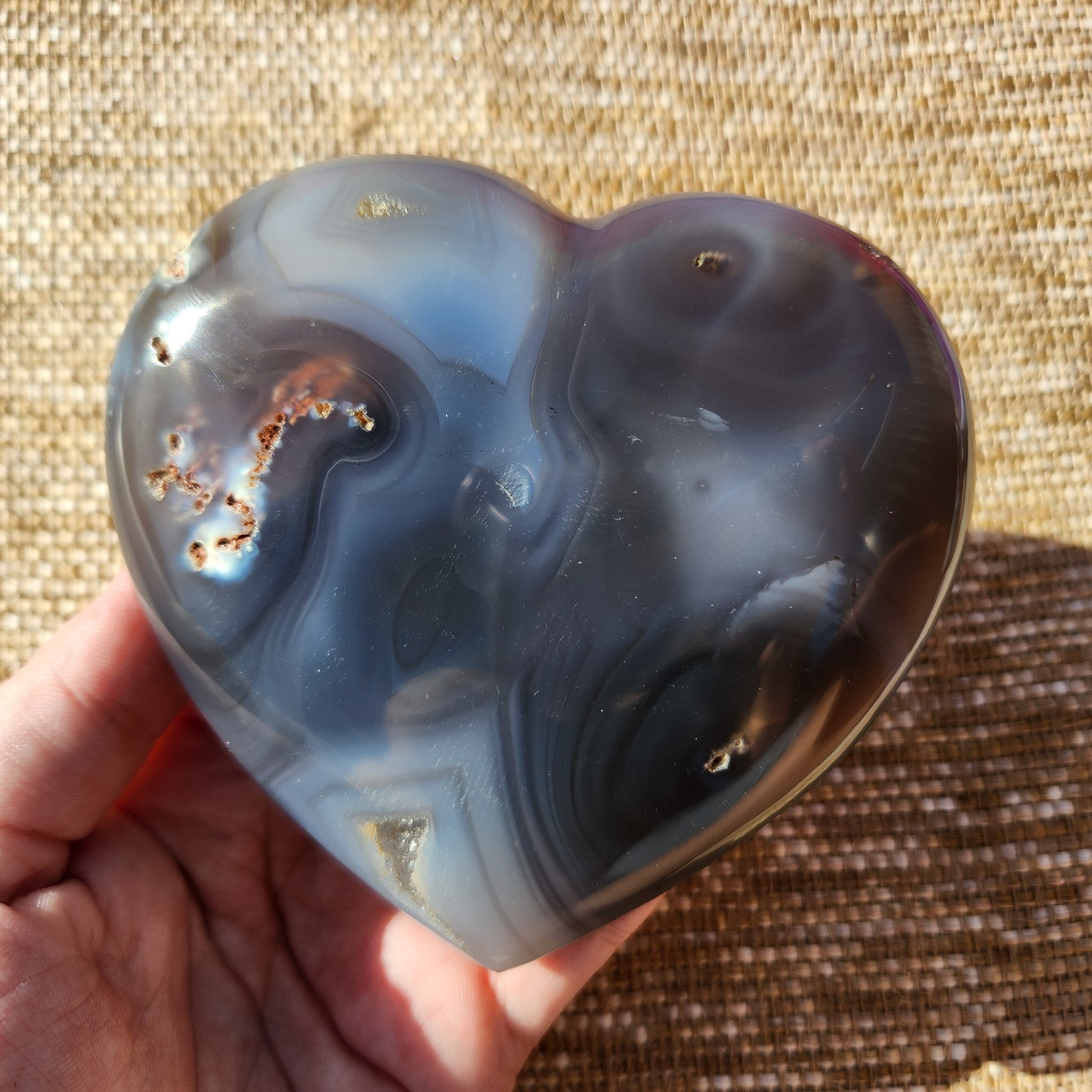 Orca Agate Heart 537g