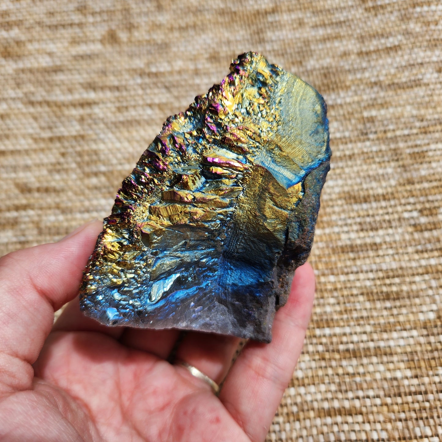 Titanium Aura Amethyst 283g